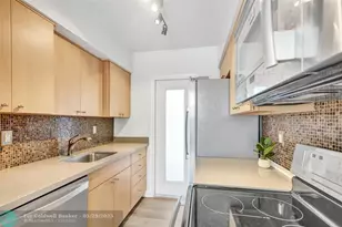 1124 Seminole Dr, Fort Lauderdale, FL 33304 - Photo 20