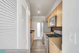 1124 Seminole Dr, Fort Lauderdale, FL 33304 - Photo 18