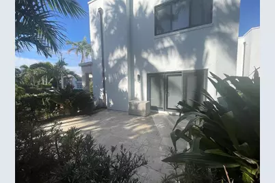 1121  Bel Air Dr, Highland Beach, FL 33487 - Photo 22