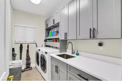 319 S Riverside Dr, Pompano Beach, FL 33062 - Photo 88