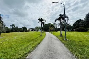 13320 Luray Rd, Southwest Ranches, FL 33330 - Photo 12