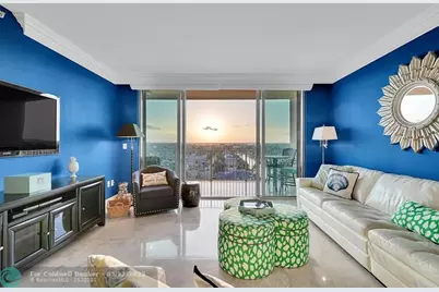 821 N Riverside Dr, Unit #Ph2, Pompano Beach, FL 33062 - Photo 2