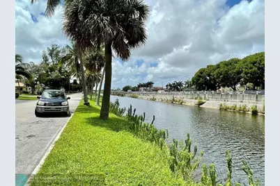 230 SW 1st St, Unit #G-8, Pompano Beach, FL 33060 - Photo 4