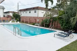 230 SW 1st St, Pompano Beach, FL 33060 - Photo 2