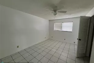 230 SW 1st St, Pompano Beach, FL 33060 - Photo 8