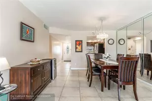 411 S Hollybrook Dr, Pembroke Pines, FL 33025 - Photo 4