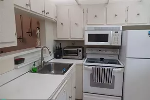 1391 S Ocean Blvd, Pompano Beach, FL 33062 - Photo 4