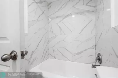 1110 N Riverside Dr, Unit #20, Pompano Beach, FL 33062 - Photo 32