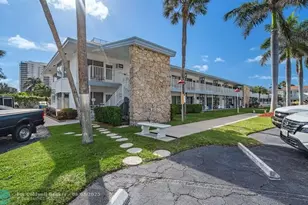 1110 N Riverside Dr, Pompano Beach, FL 33062 - Photo 2