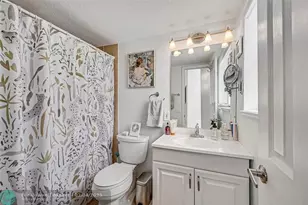2715 NE 49th St, Fort Lauderdale, FL 33308 - Photo 16