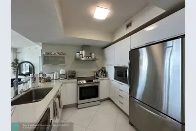 150  Sunny Isles Bch, Unit #1402, Sunny Isles Beach, FL 33160 - Photo 2
