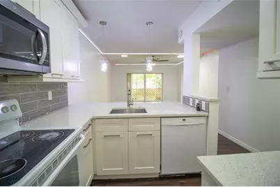 8401  Royal Palm Blvd, Unit #8401, Coral Springs, FL 33065 - Photo 8