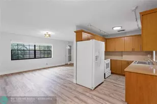 608 NE 29th Dr, Wilton Manors, FL 33334 - Photo 2