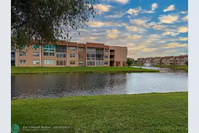 9460  Sunrise Lake Blvd, Unit #212, Sunrise, FL 33322 - Photo 4