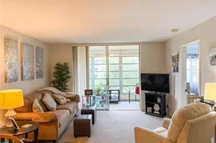 9460 Sunrise Lake Blvd Unit, Sunrise, FL 33322 - Photo 18