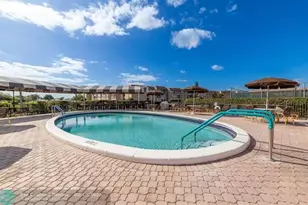 9460 Sunrise Lake Blvd Unit, Sunrise, FL 33322 - Photo 34