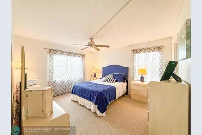 9460  Sunrise Lake Blvd, Unit #212, Sunrise, FL 33322 - Photo 22