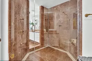 7000 Island Blvd, Aventura, FL 33160 - Photo 40