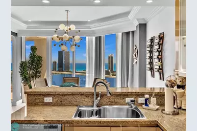 7000  Island Blvd, Unit #Ph-06, Aventura, FL 33160 - Photo 24