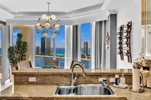 7000 Island Blvd, Aventura, FL 33160 - Photo 24