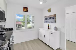 21364 Cypress Hammock Dr, Boca Raton, FL 33428 - Photo 8