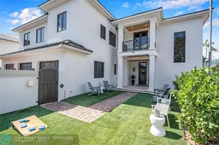 1949 Harbourview Dr, Fort Lauderdale, FL 33316 - Photo 2