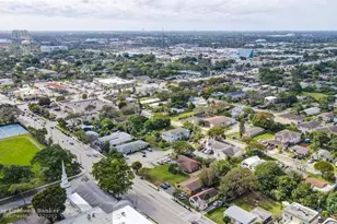 25 NW 11th St, Fort Lauderdale, FL 33311 - Photo 10