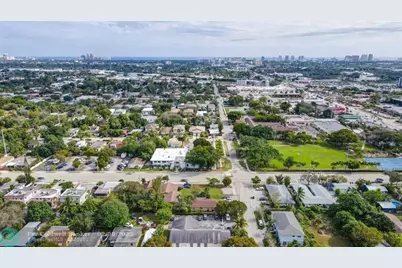 25 NW 11th St, Fort Lauderdale, FL 33311 - Photo 14