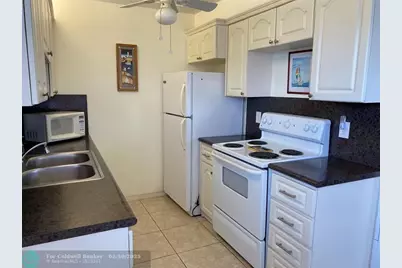 4081  Westbury H, Unit #4081, Deerfield Beach, FL 33442 - Photo 10