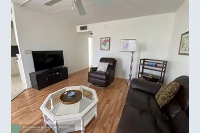 4081  Westbury H, Unit #4081, Deerfield Beach, FL 33442 - Photo 6