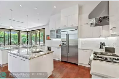404 NE 13th Ave, Fort Lauderdale, FL 33301 - Photo 12