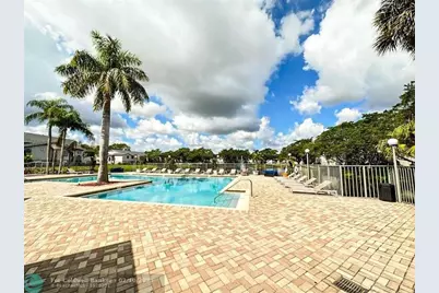 1401  Village Blvd, Unit #1611, West Palm Beach, FL 33409 - Photo 6