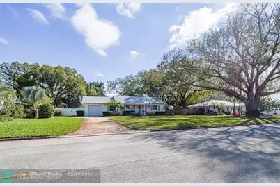 2180  Seville Ave, Vero Beach, FL 32960 - Photo 1