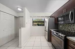 7625 NW 79th Ave, Tamarac, FL 33321 - Photo 6