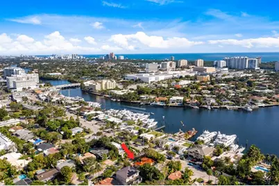 1928 NE 7th Pl, Fort Lauderdale, FL 33304 - Photo 1