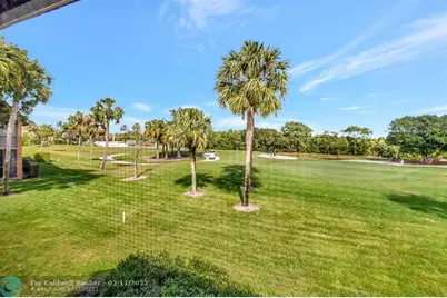 11114  Green Lakes Dr, Unit #203, Boynton Beach, FL 33437 - Photo 10