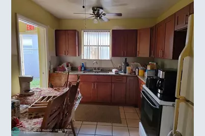 3101 SW 12th Pl, Fort Lauderdale, FL 33312 - Photo 8
