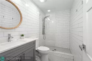 807 SW 14th Ct, Fort Lauderdale, FL 33315 - Photo 32