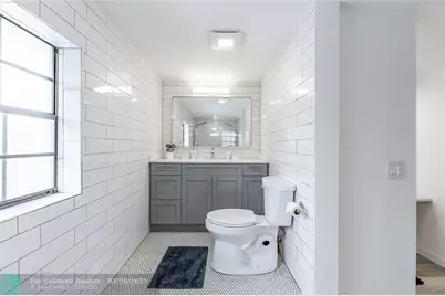 807 SW 14th Ct, Fort Lauderdale, FL 33315 - Photo 48