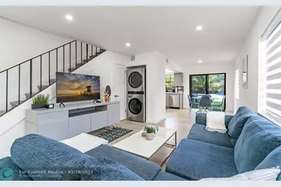 807 SW 14th Ct, Fort Lauderdale, FL 33315 - Photo 20