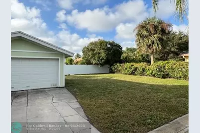 418 NE 4th St, Pompano Beach, FL 33060 - Photo 6