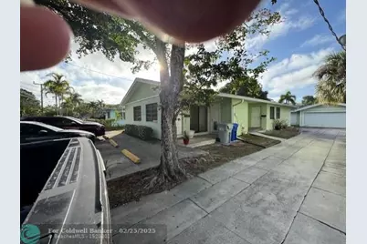 418 NE 4th St, Pompano Beach, FL 33060 - Photo 2