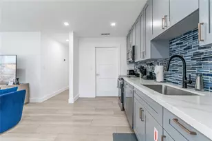 825 SW 14th St, Fort Lauderdale, FL 33315 - Photo 10