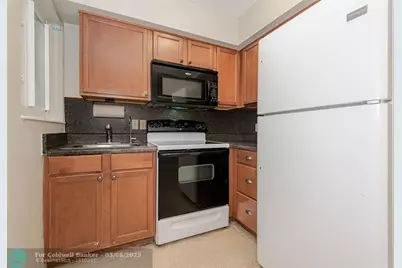 321 SE 1st Ave, Pompano Beach, FL 33060 - Photo 6
