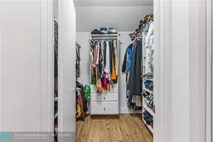 376 Prestwick Cir, Palm Beach Gardens, FL 33418 - Photo 14