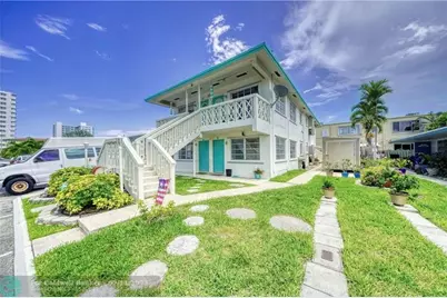 3220  Canal Dr, Pompano Beach, FL 33062 - Photo 8