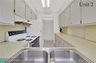 3220 Canal Dr, Pompano Beach, FL 33062 - Photo 32