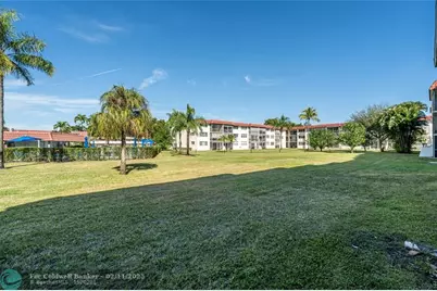 9523 S Hollybrook Lake Dr, Unit #107, Pembroke Pines, FL 33025 - Photo 6