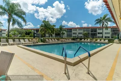 9523 S Hollybrook Lake Dr, Unit #107, Pembroke Pines, FL 33025 - Photo 26