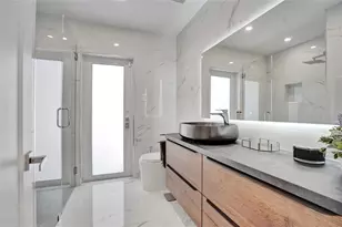 4030 Bayview Dr, Fort Lauderdale, FL 33308 - Photo 20